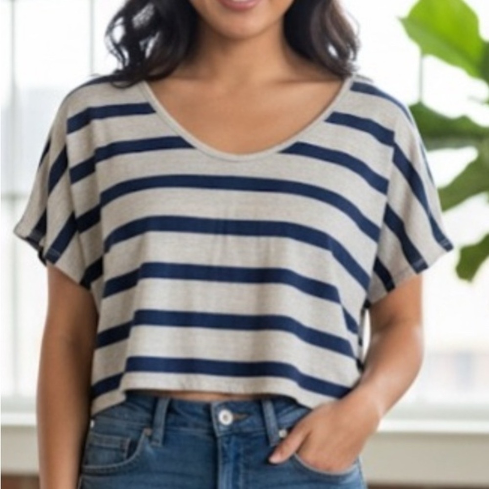 So Blue & White crop Top with scoop neck